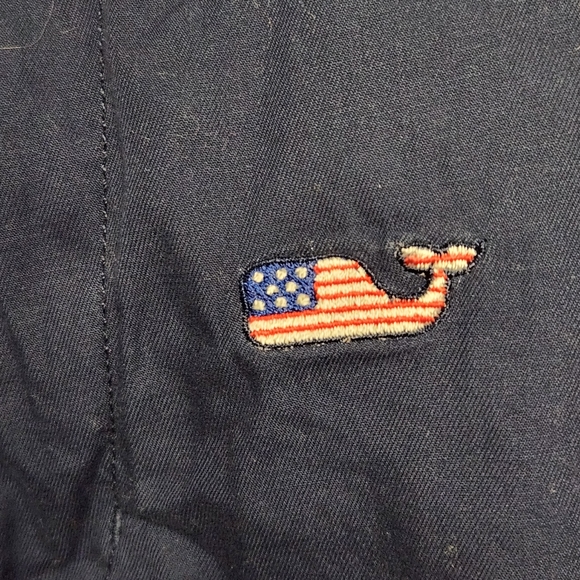 Vineyard Vines Mens 33 Embroidered Flag Whale USA Chino Breaker Shorts Blue - Picture 4 of 7